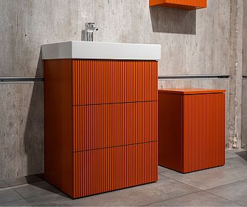 FLOOR SZZ3 60 umývadlová skrinka v individuálnom prevedení s vrúbkovanými čelami